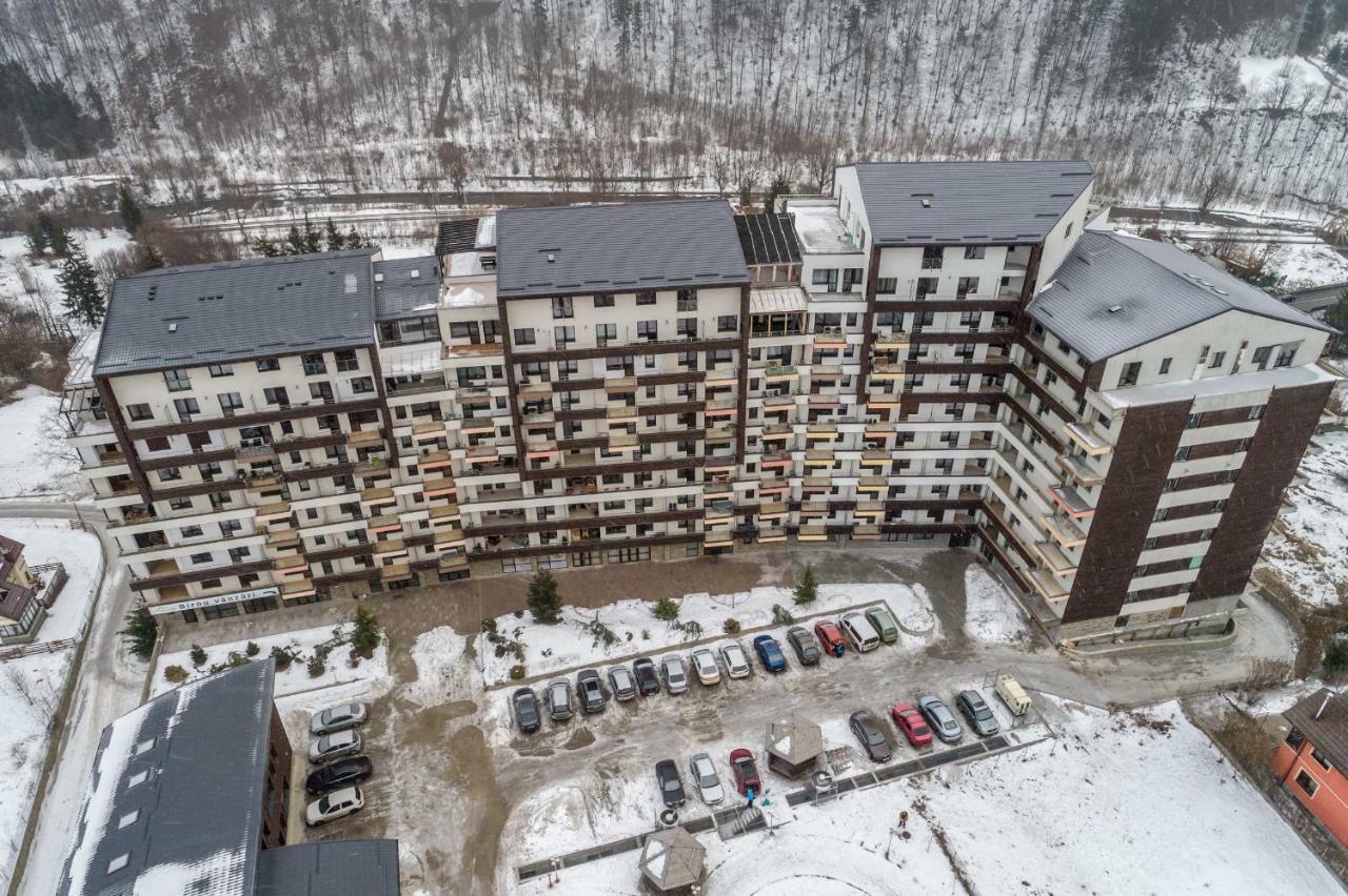 Blue Sky Resort Colina Marei Сіная Екстер'єр фото
